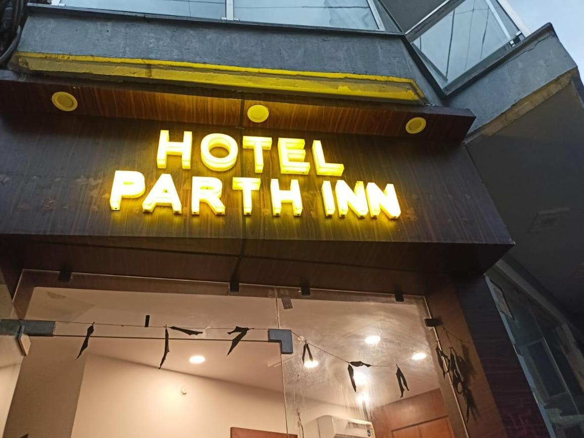 Hotel Parth Inn Rishīkesh Dış mekan fotoğraf