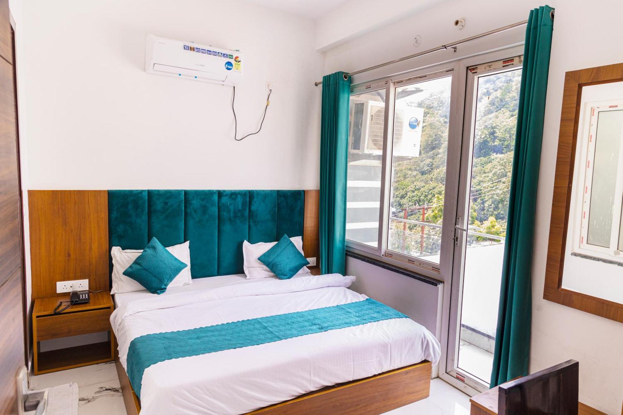 Hotel Parth Inn Rishīkesh Dış mekan fotoğraf