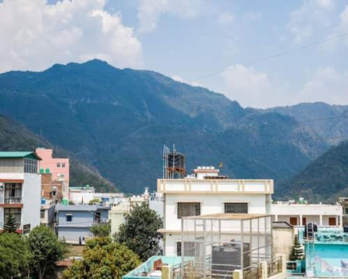 Hotel Parth Inn Rishīkesh Dış mekan fotoğraf