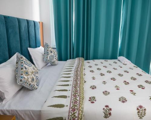 Hotel Parth Inn Rishīkesh Dış mekan fotoğraf