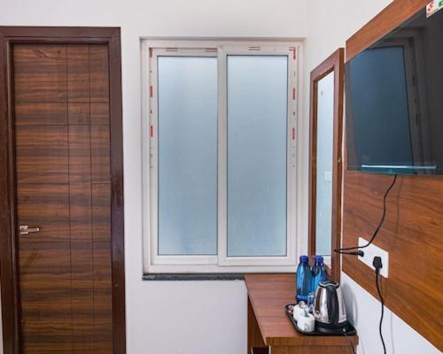 Hotel Parth Inn Rishīkesh Dış mekan fotoğraf